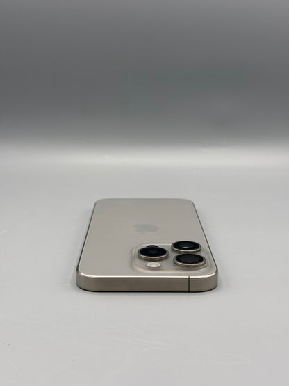 iPhone 15 Pro, 1 TB, Baterie 99% , 96 Cicluri, Natural Titanium