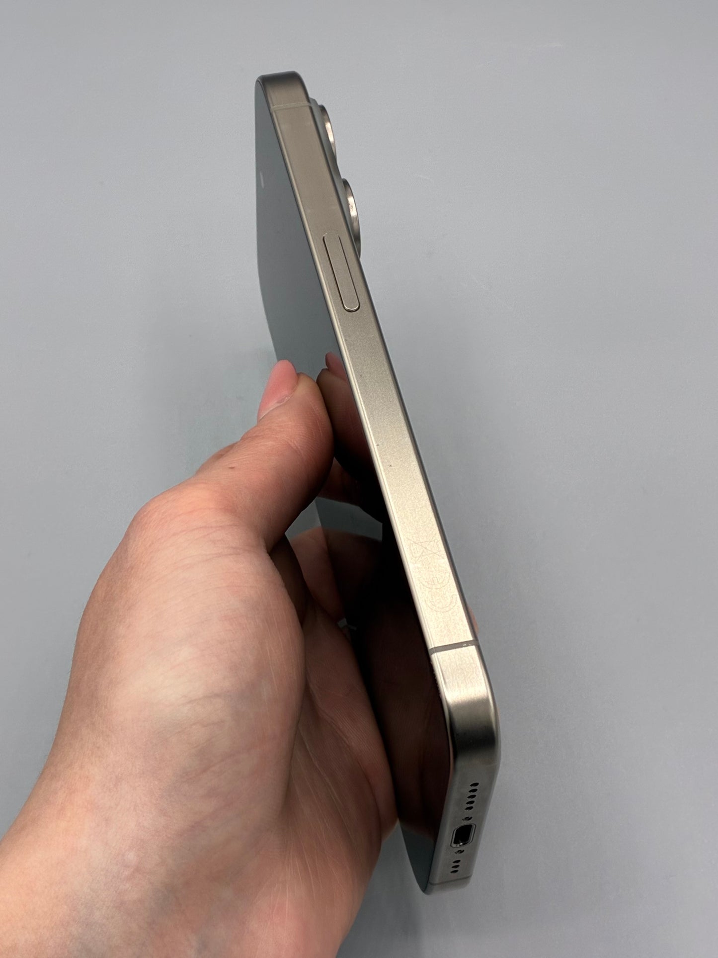 iPhone 15 Pro, 128 GB, Baterie 100%, Natural Titanium