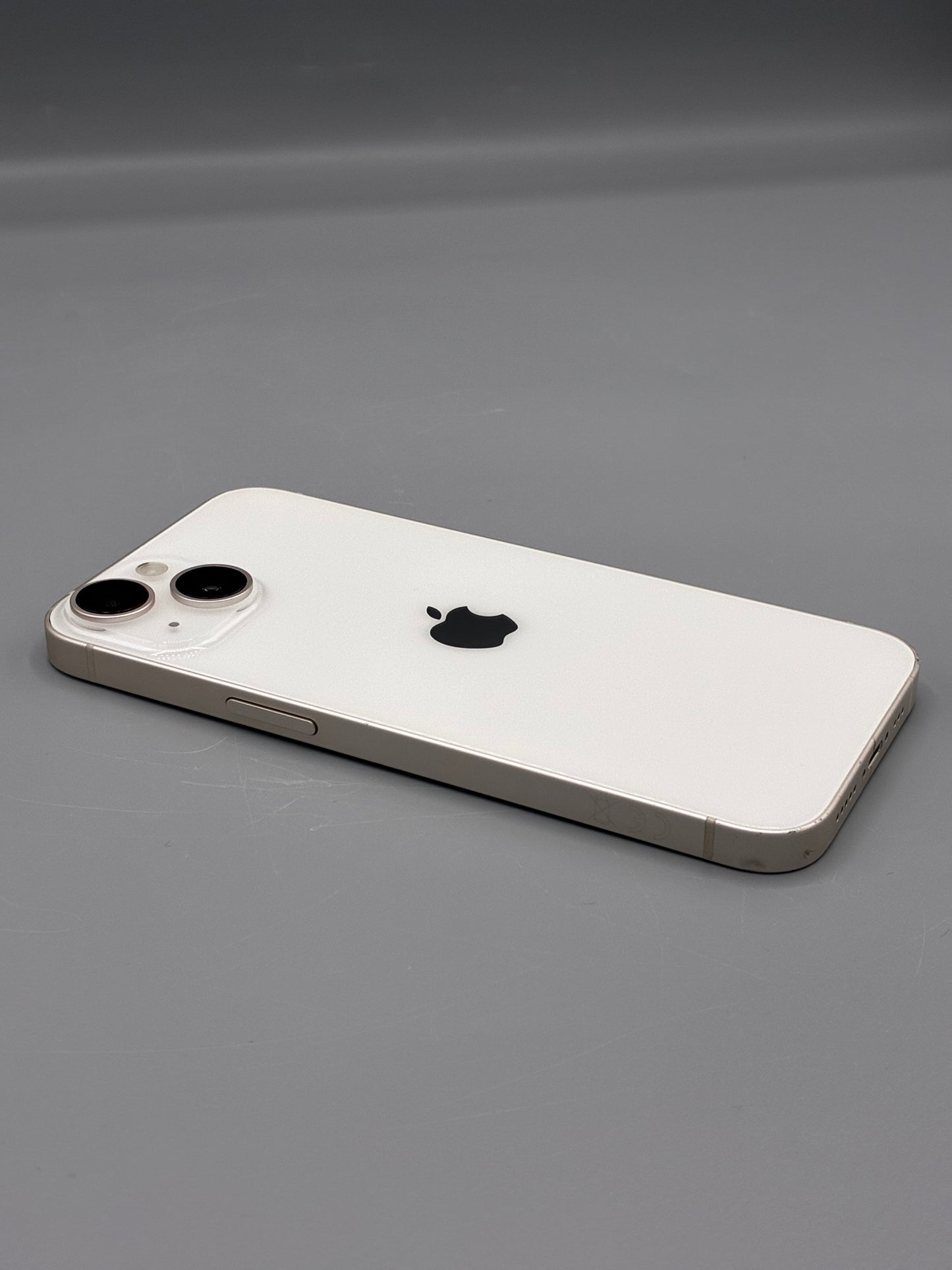 iPhone 14, 128 GB, Baterie 100%, Starlight