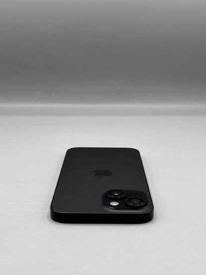 iPhone 15, 128 GB, Baterie 100%, Black