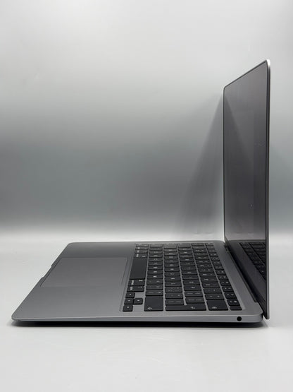 Macbook Air 13" / 2020  / M1 / 8 GB RAM / 250 GB SSD / 177 Cicluri / Silver