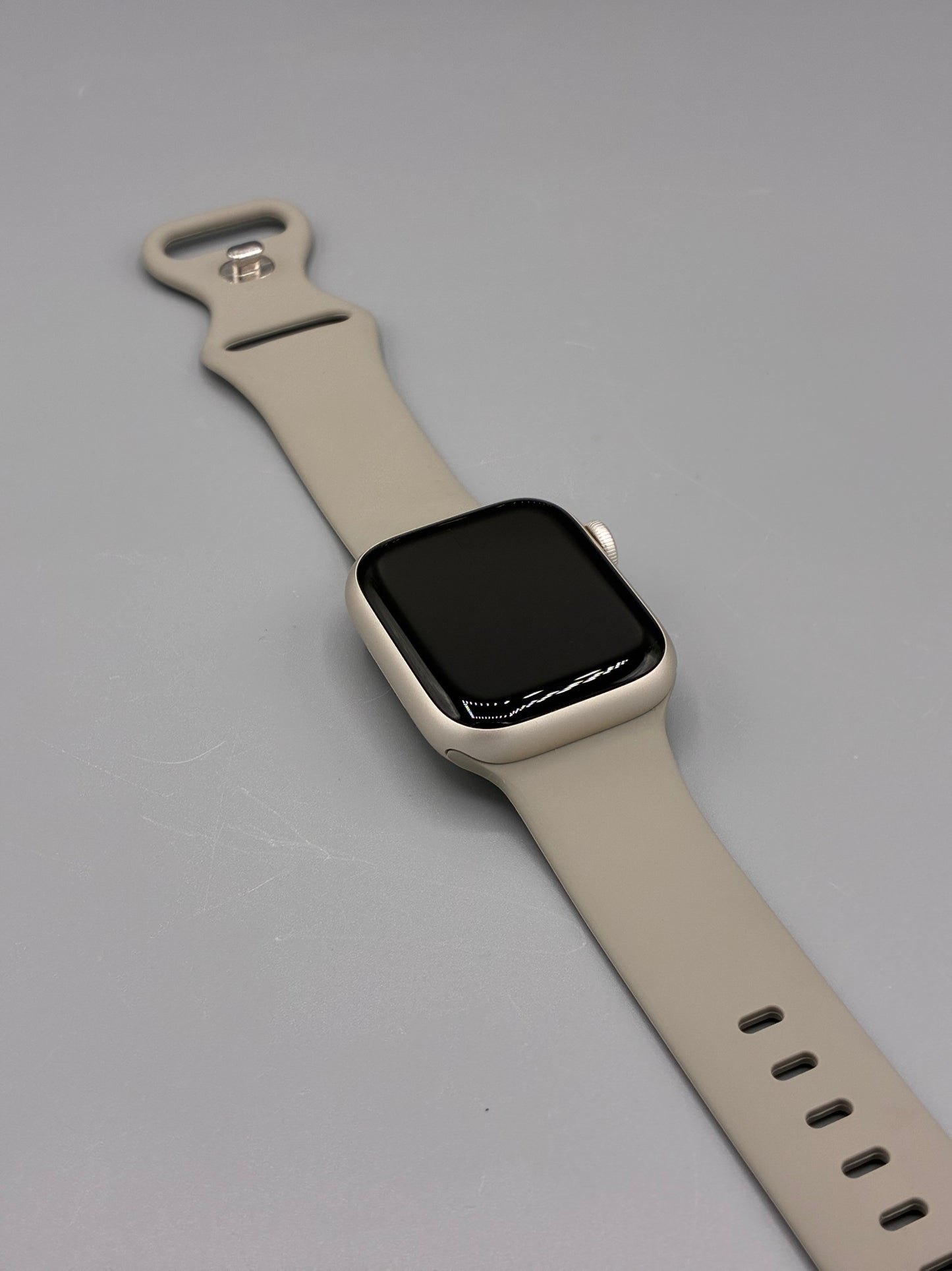 Apple Watch 8 2022 (GPS), 41MM, Baterie 88%, Starlight