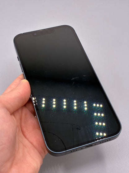 iPhone 13, 128 GB, Baterie 100%, Midnight