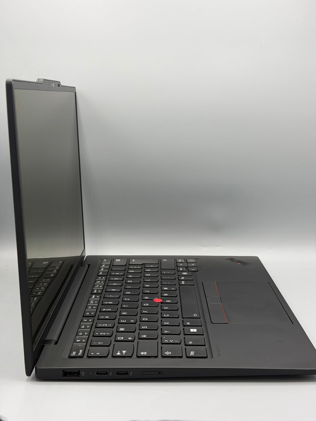 Laptop Ultrabook Lenovo ThinkPad X1 Carbon Gen 12 14", Ultra 7 165U, 32GB Ram, 1TB SSD, Win11 Pro, 21KDSE9H02