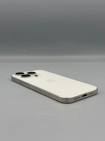 iPhone 15 Pro | 256 GB | Baterie 85% | 886 Cicluri | White Titanium