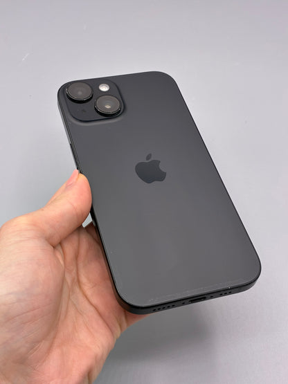 iPhone 15, 128 GB, Baterie 100%, Black