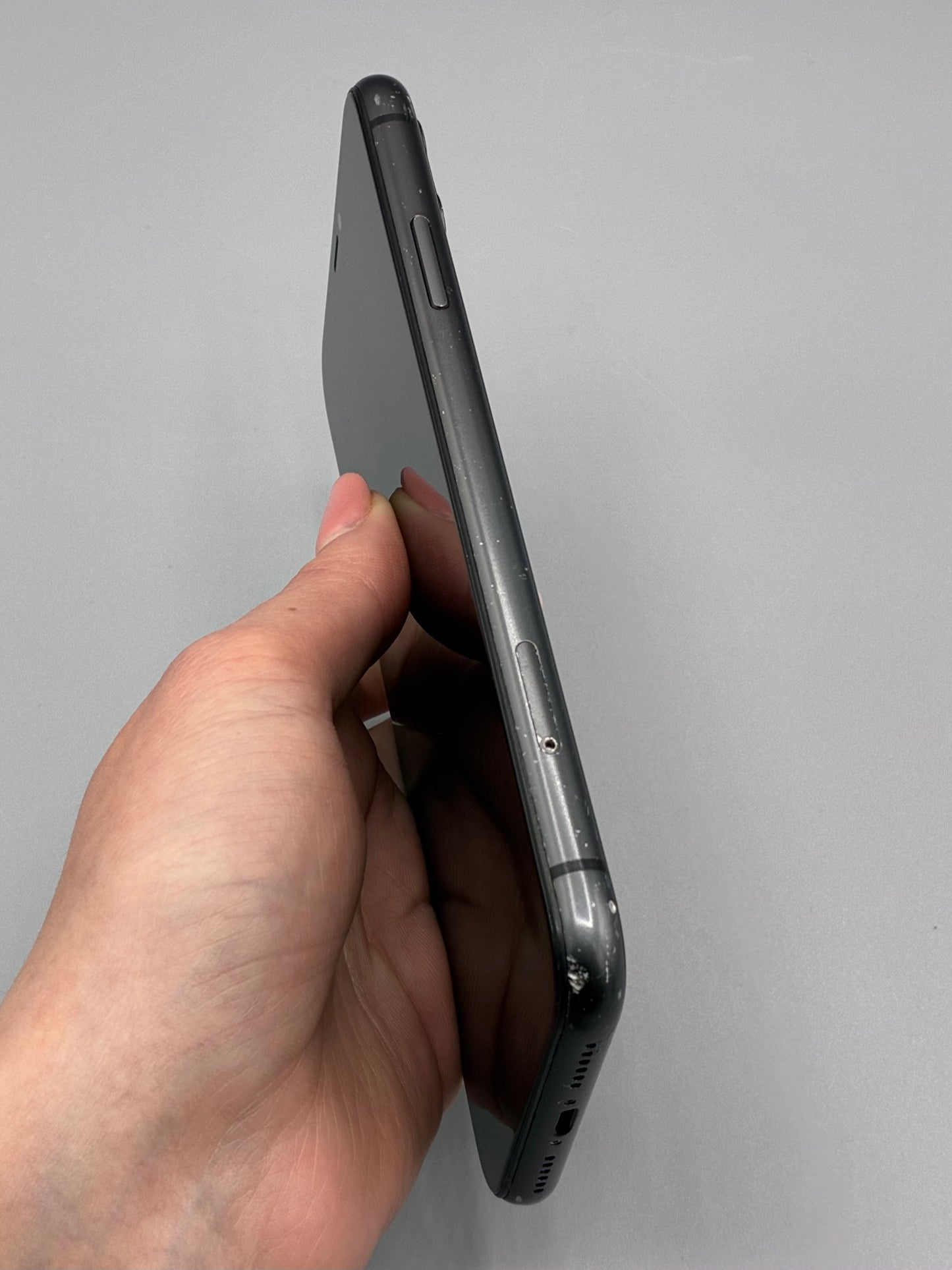 iPhone 11, 64 GB, Baterie 88%, Black