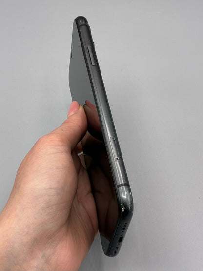 iPhone 11, 64 GB, Baterie 88%, Black