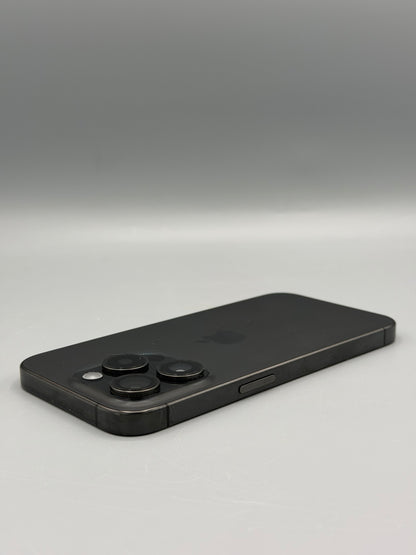 iPhone 15 Pro, 128 GB, Baterie 98% , 213 Cicluri, Black Titanium