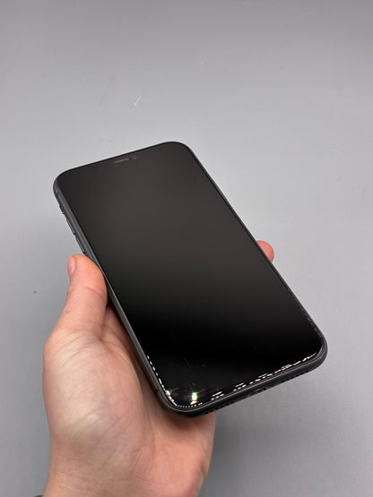 iPhone 11, 64 GB, Baterie 100%, Black