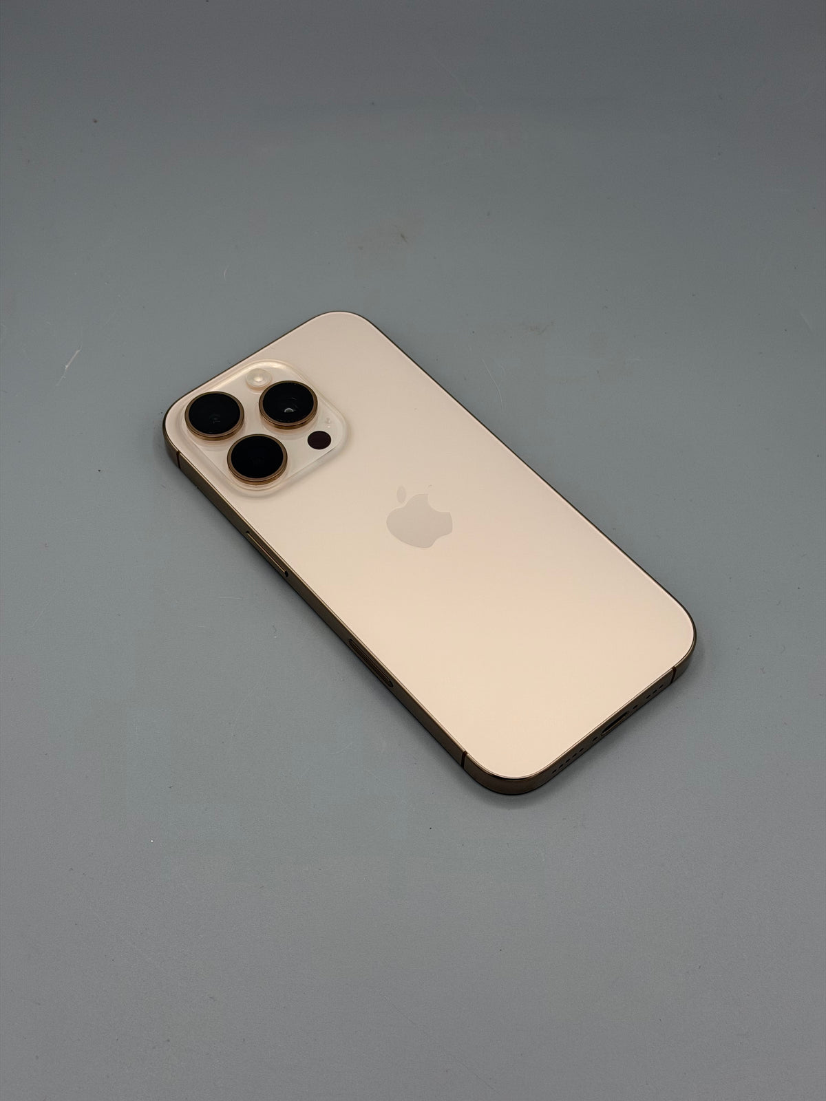 iPhone 16 Pro, 128 GB , Baterie 99%, 230 Cicluri, Desert Titanium