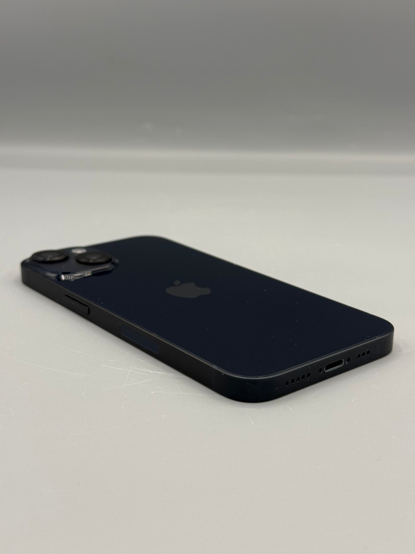 iPhone 14, 128GB, Baterie 100%, Midnight