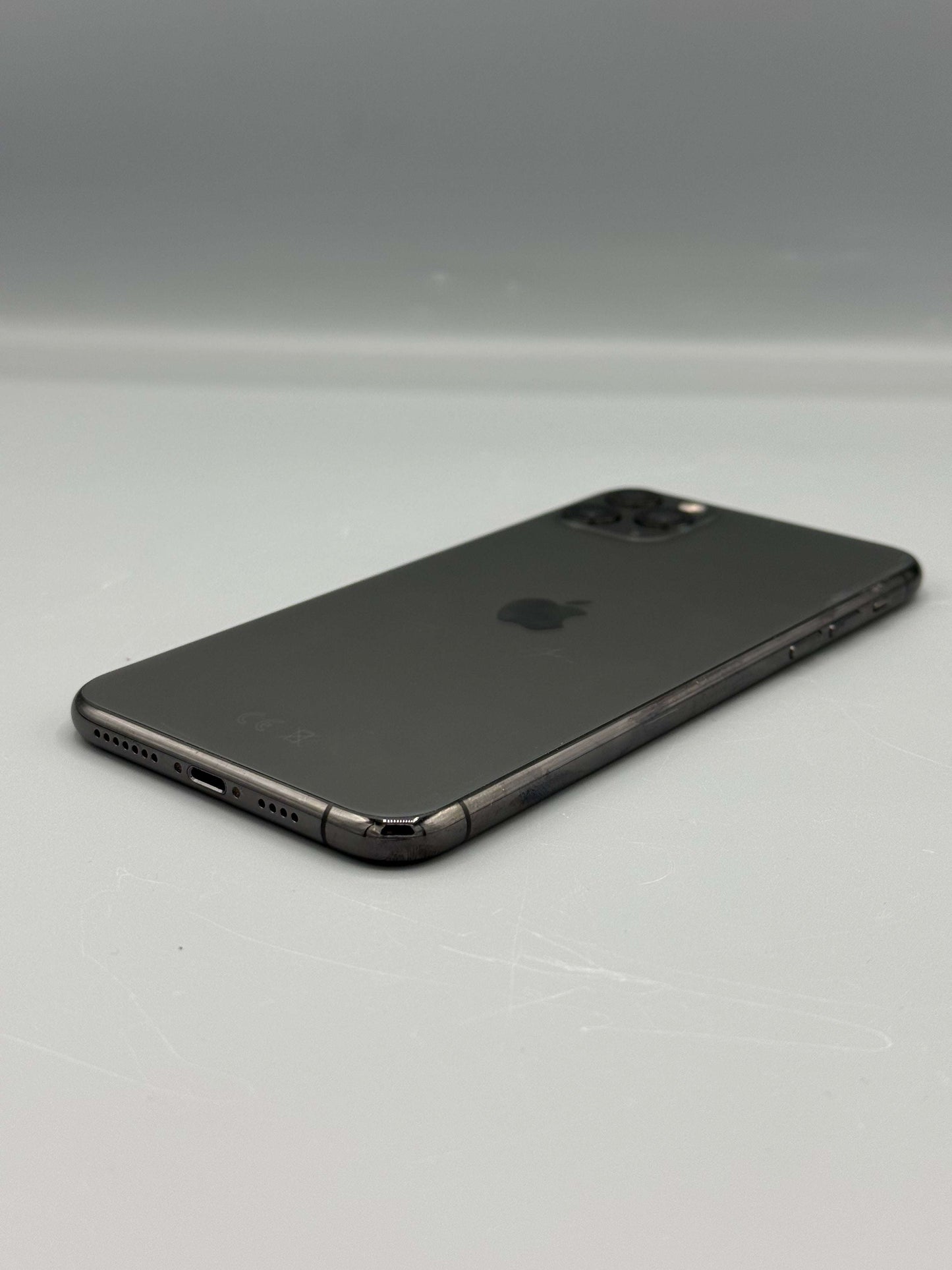 iPhone 11 Pro Max, 256 GB, Baterie 100%, Graphite