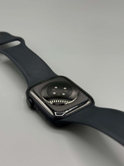 Apple Watch 9, GPS, Carcasa Midnight Aluminium 45mm, Midnight Sport Band - M/L, Baterie 100%