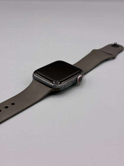 Apple Watch 4, GPS, Cellular, 44 MM, Baterie 65%, Negru