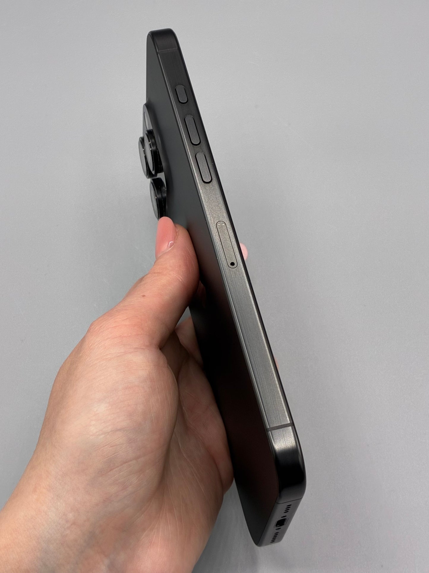 iPhone 16 Pro Max, 256 GB, Baterie 94%, Black Titanium