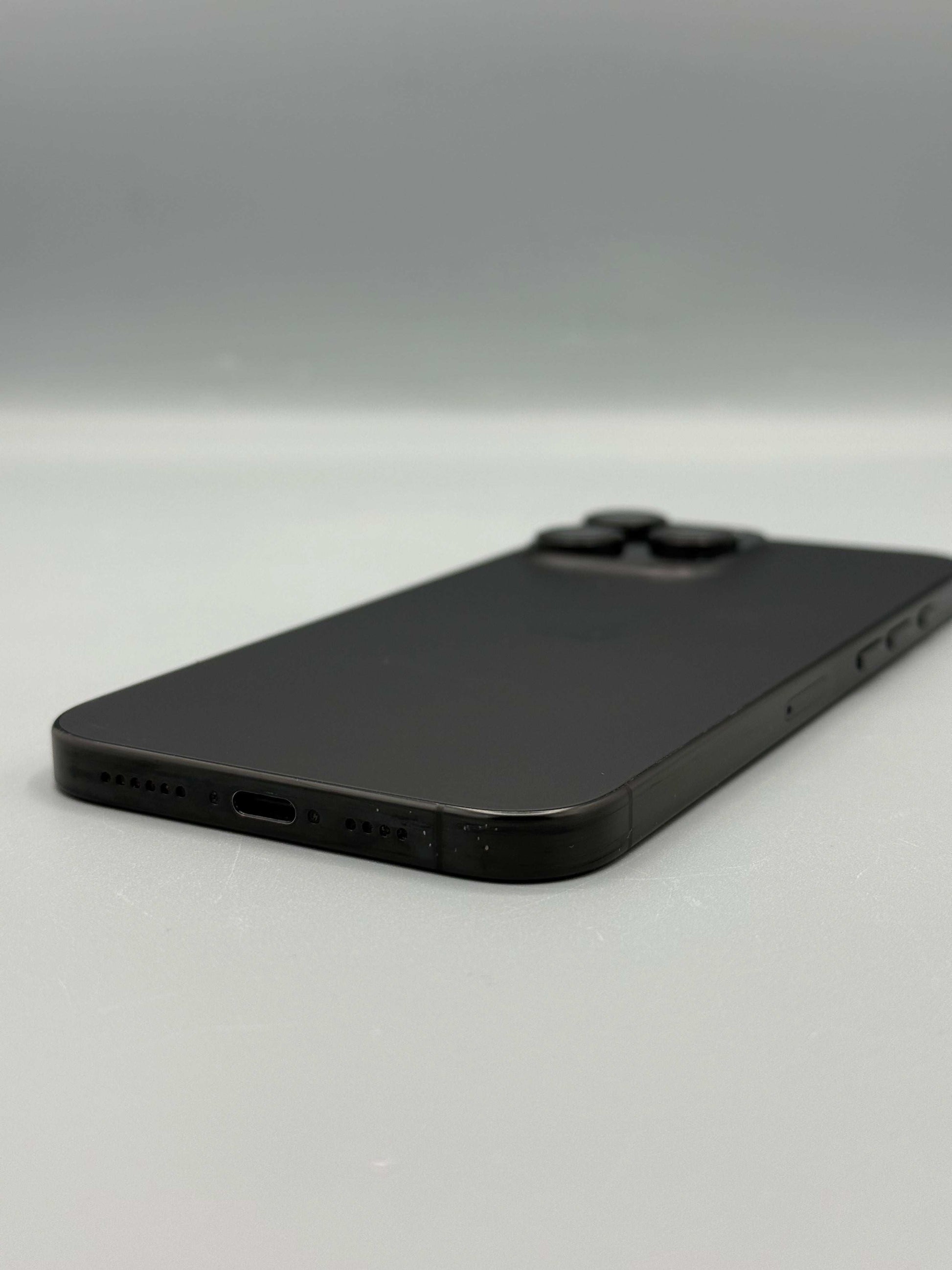 iPhone 16 Pro Max, 256 GB, Baterie 100%, 202 Cicluri, Black Titanium