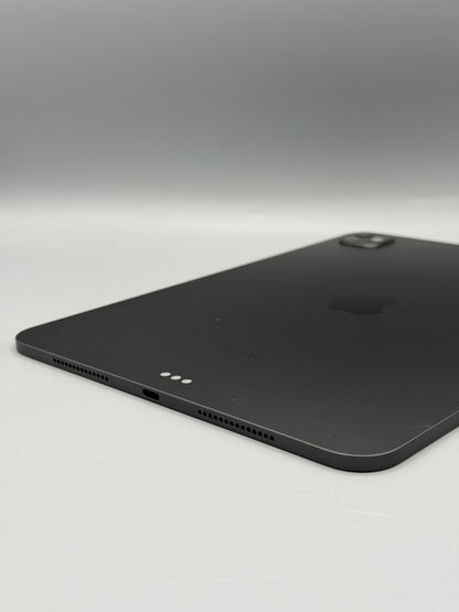 iPad Pro 11" (M4), 256GB, Baterie 100%, 41 Cicluri, Space Black, Pata mica ecran