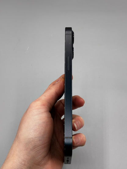 iPhone 13, 128GB, Baterie 100%, Midnight