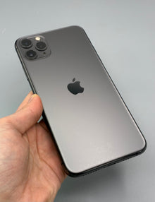 iPhone 11 Pro Max, 256 GB, Baterie 83%, Space Gray