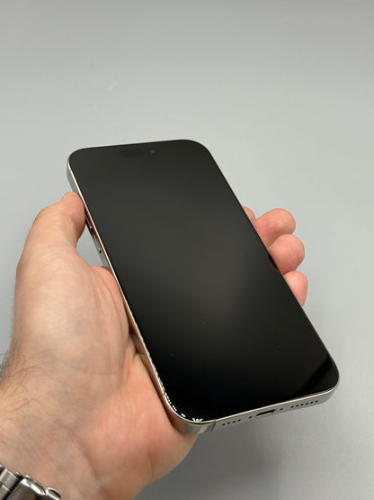 iPhone 16 Pro Max, 256 GB, Baterie 91%, Natural Titanium, Punct mic ecran