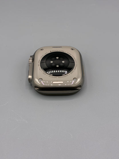 Apple Watch Ultra 1, GPS, Cellular, 49MM, Baterie 89%, Carcasa Titanium