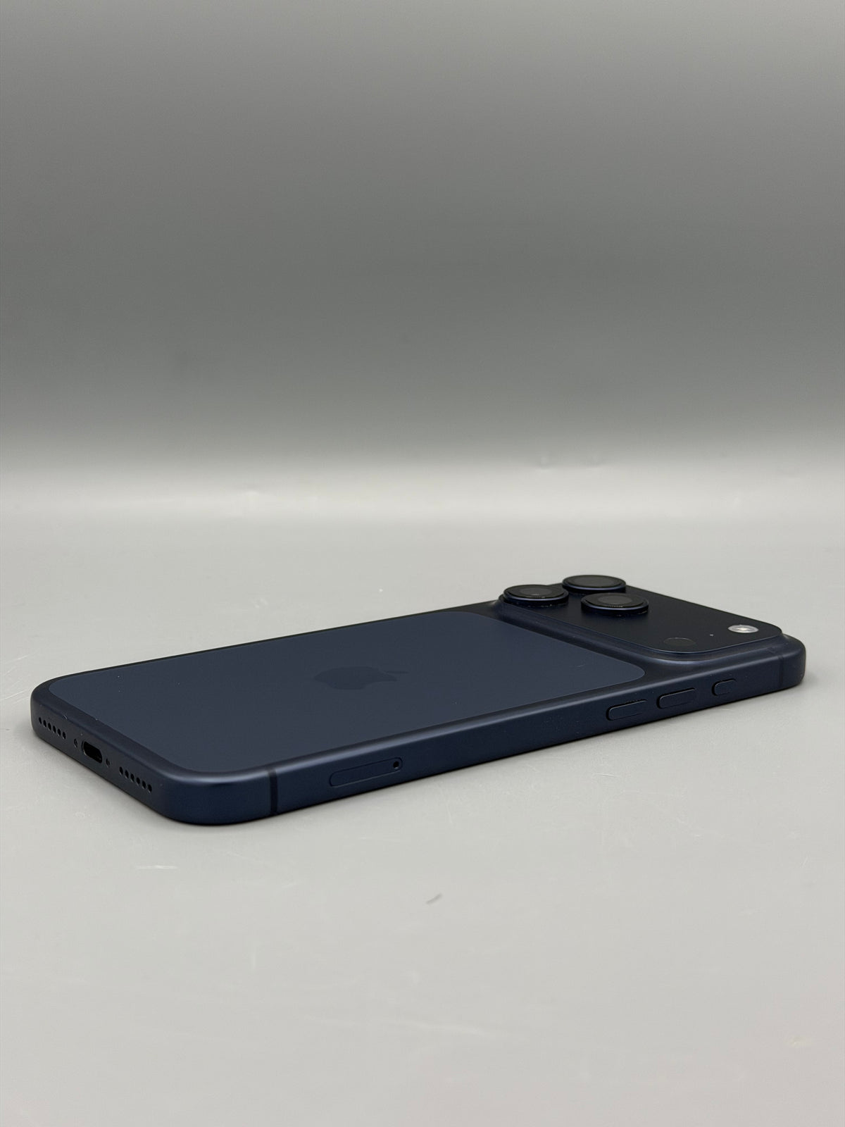 iPhone 17 Pro Max, 256 GB, Baterie 100%, 139 Cicluri, Deep Blue
