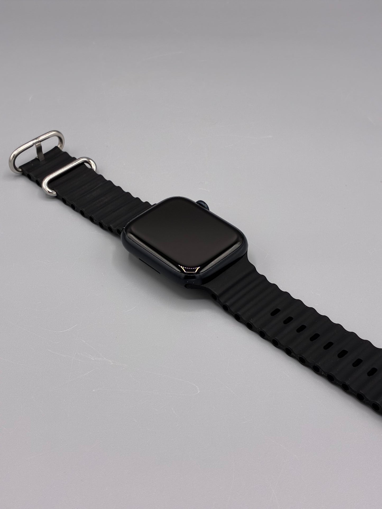 Apple Watch 8, GPS, Cellular, 45 MM, Baterie 100%, Negru