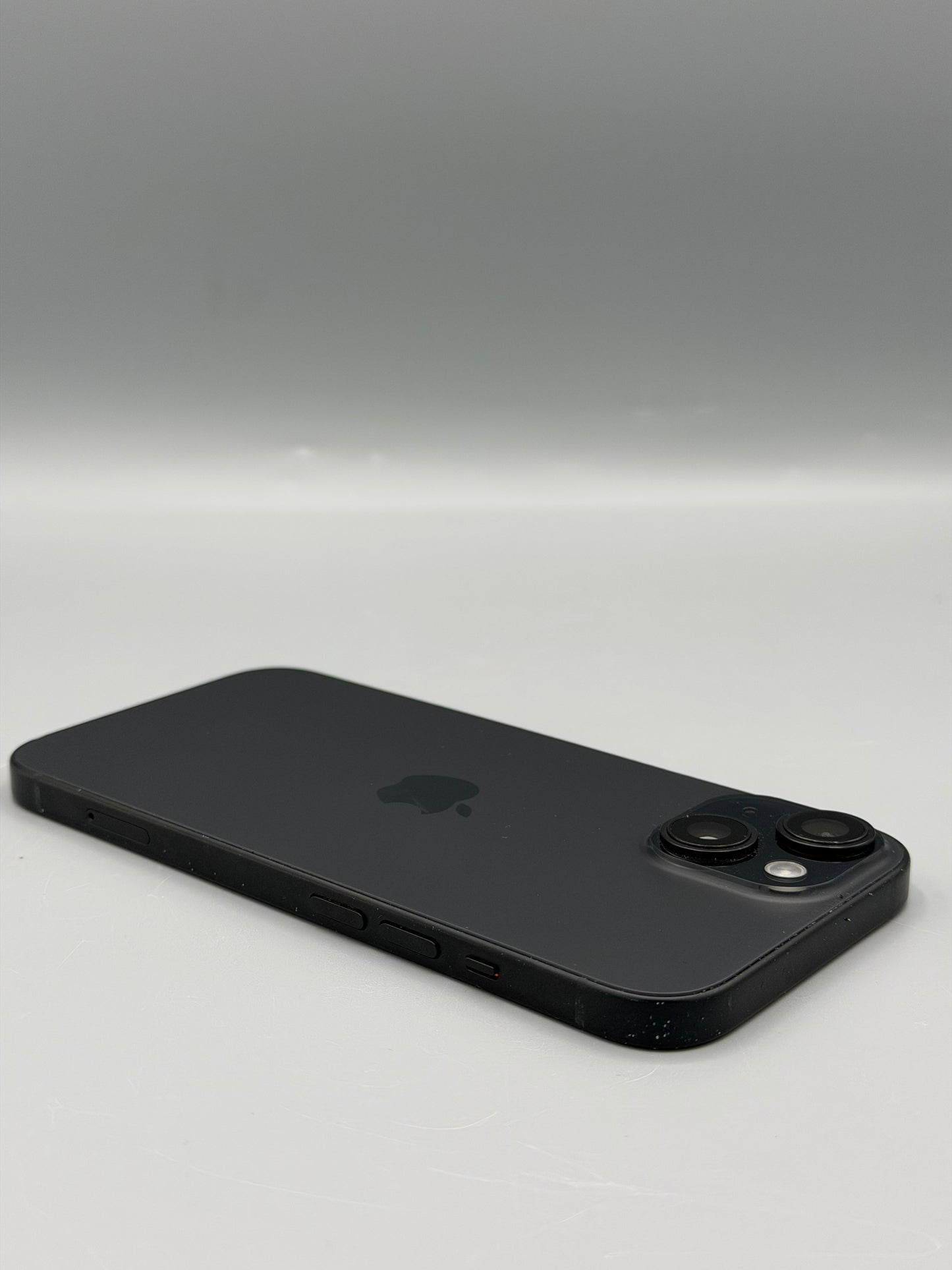 iPhone 15, 128 GB, Baterie 100%,0 Cicluri,  Negru