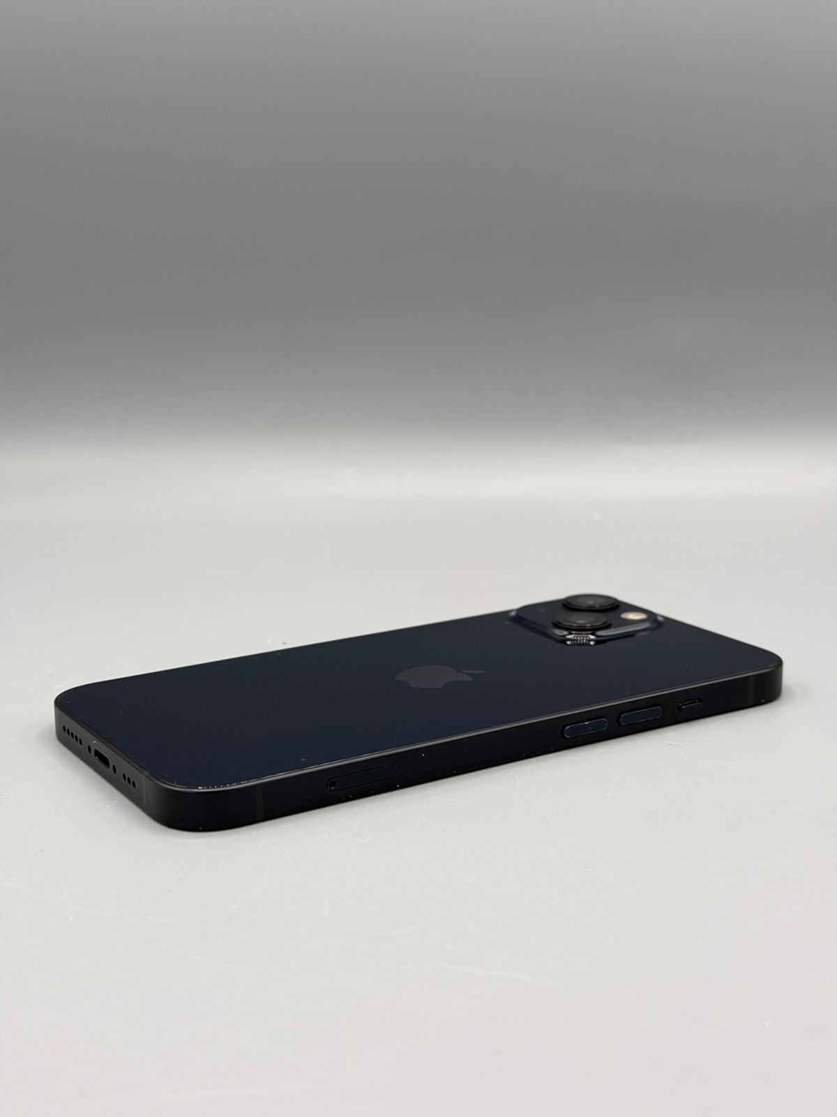 iPhone 13, 128 GB, Baterie 94%, Negru