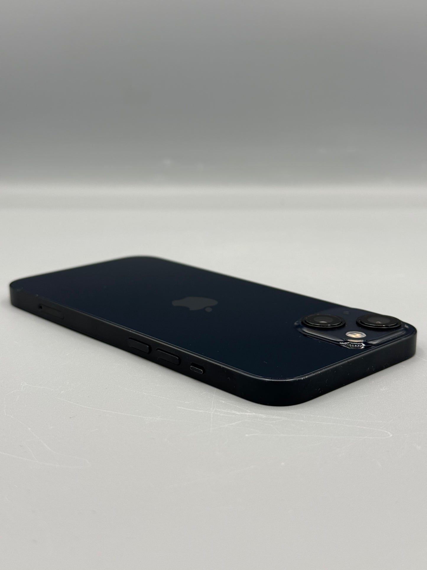 iPhone 13 | 128 GB | Baterie 100% | 0 Cicluri | Negru