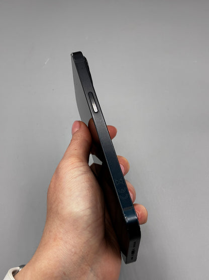 iPhone 13, 128 GB, Baterie 100%, Midnight