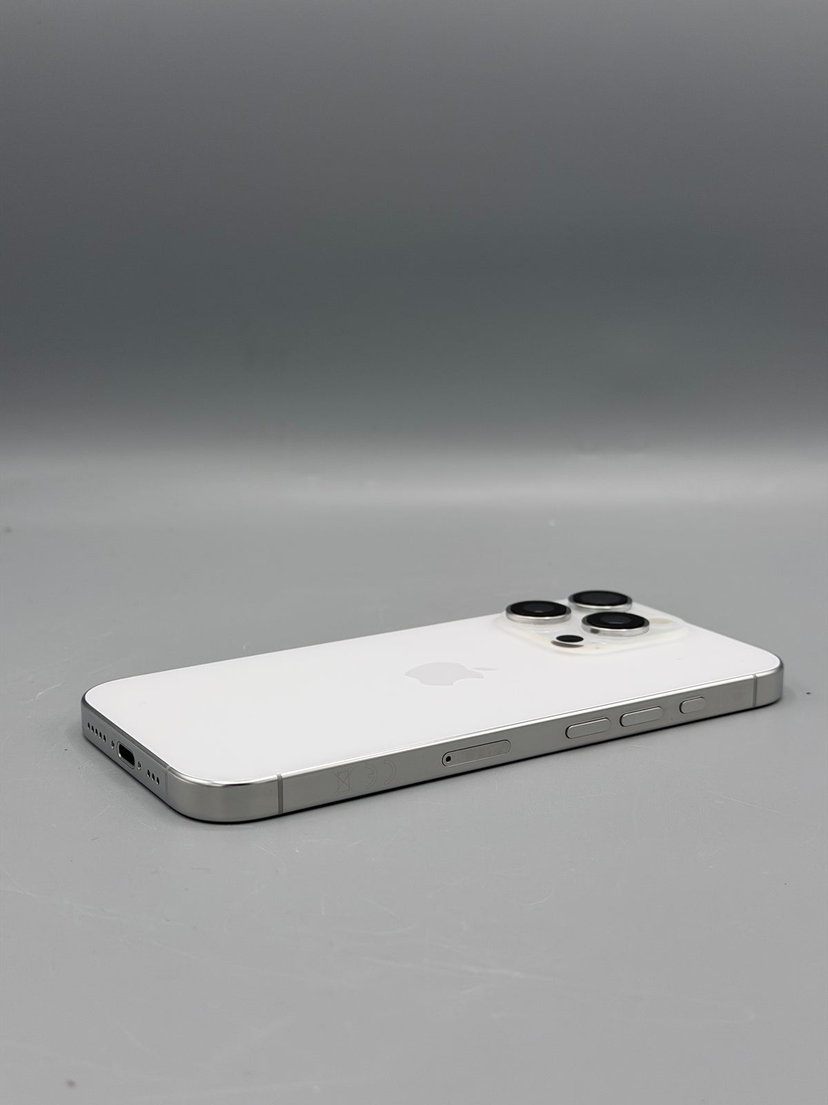 iPhone 16 Pro, 128 GB, Baterie 100%, 60 Cicluri, White Titanium
