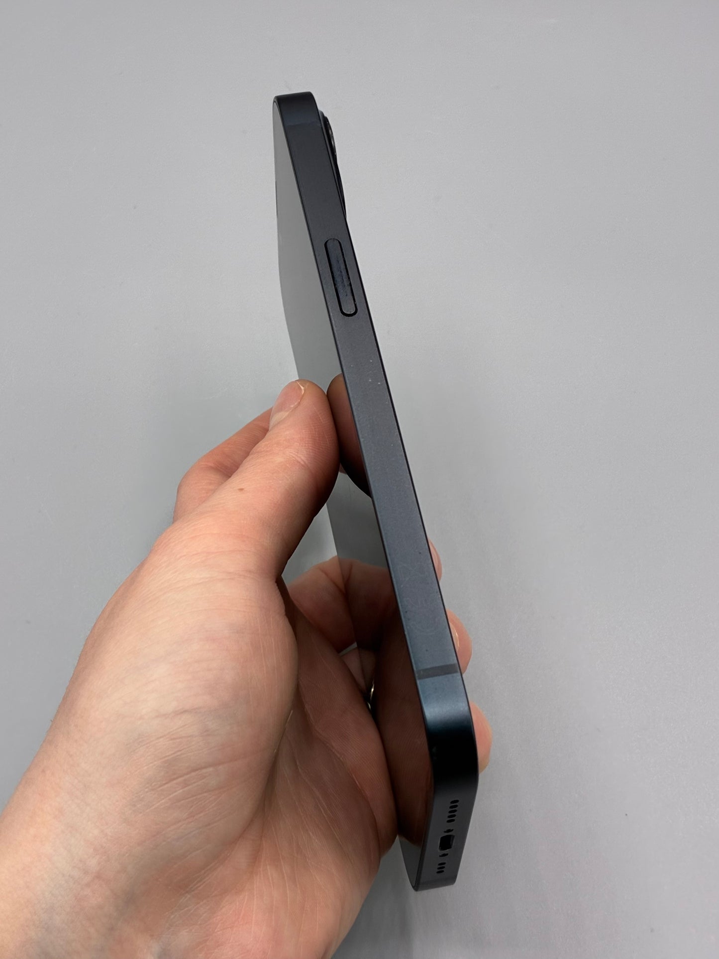 iPhone 13, 128 GB, Baterie 100%, Midnight