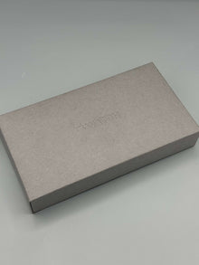 RESIGILAT: Apple Watch Ultra 3, GPS + Cellular, Carcasa Black Titanium 49mm, Black Alpine Loop - Large