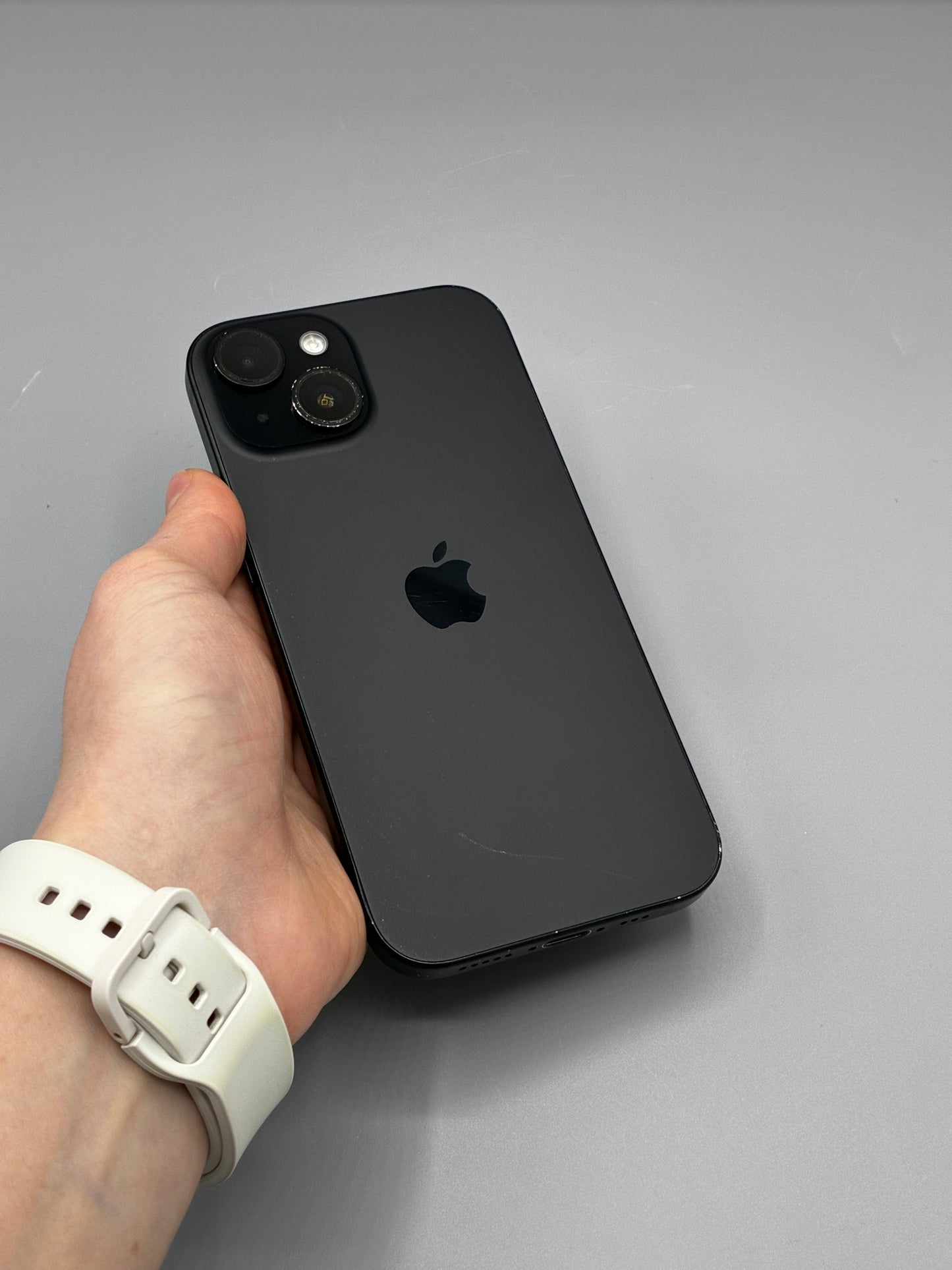 iPhone 15, 128 GB, Baterie 100%, Black