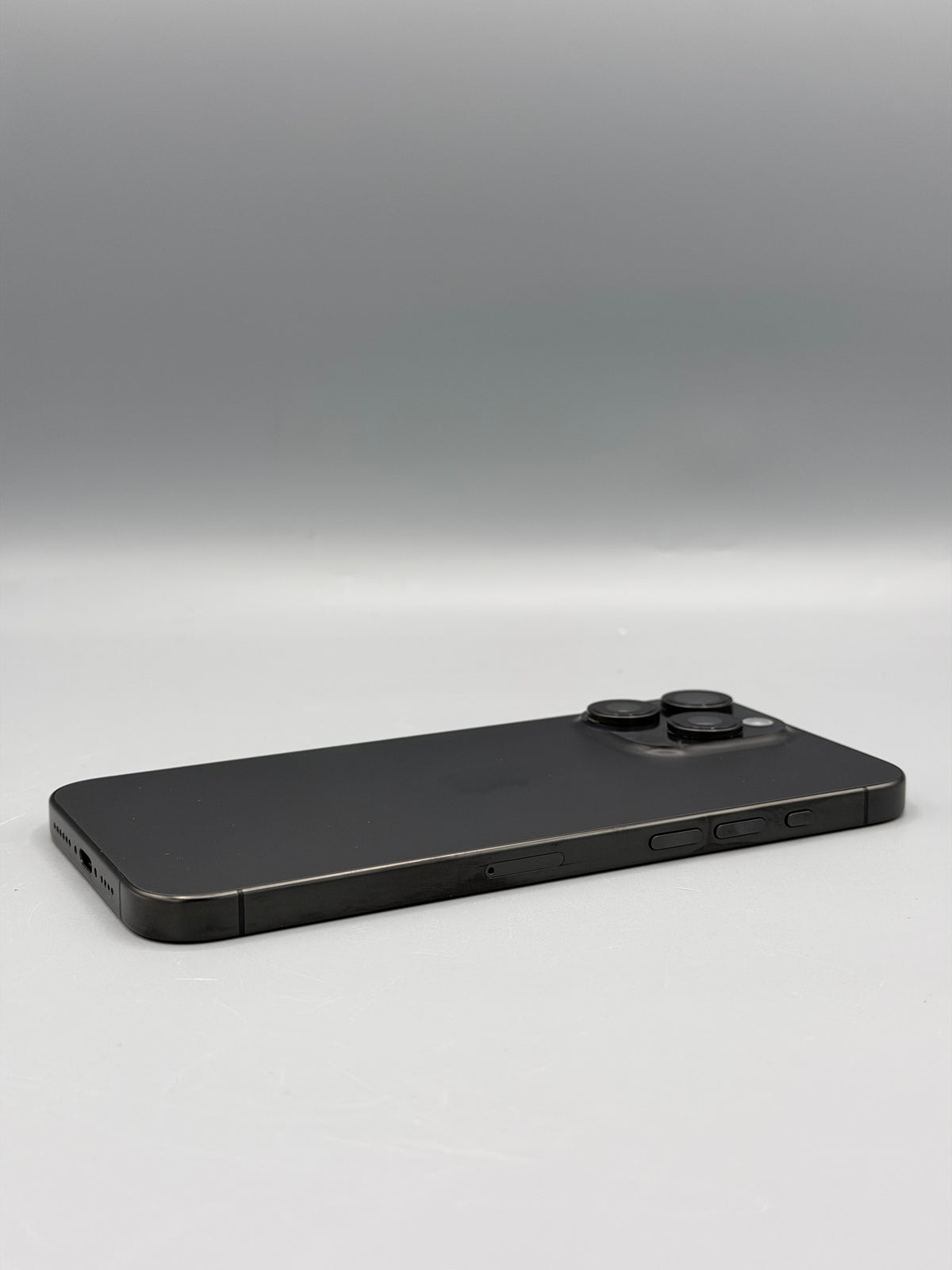 iPhone 15 Pro Max, 256 GB, Baterie 100% , 0 Cicluri, Black Titanium