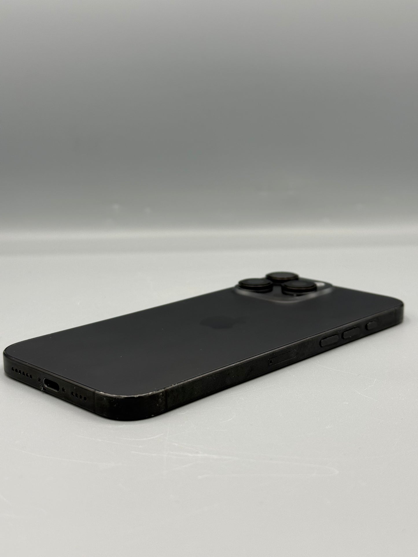 iPhone 16 Pro Max | 512 GB | Baterie 97% | 271 Cicluri | Black Titanium