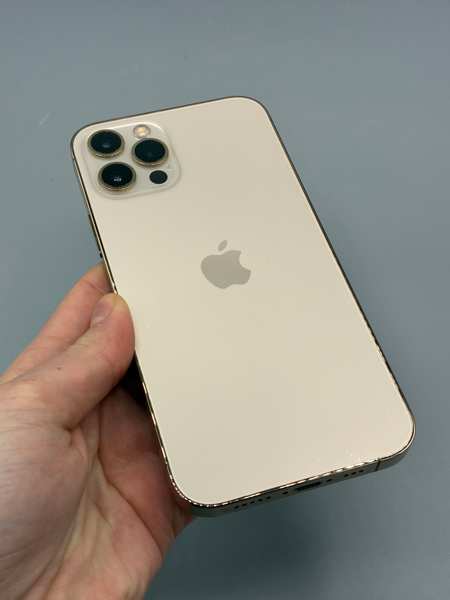 iPhone 12 Pro, 256 GB, Baterie 100%, Gold