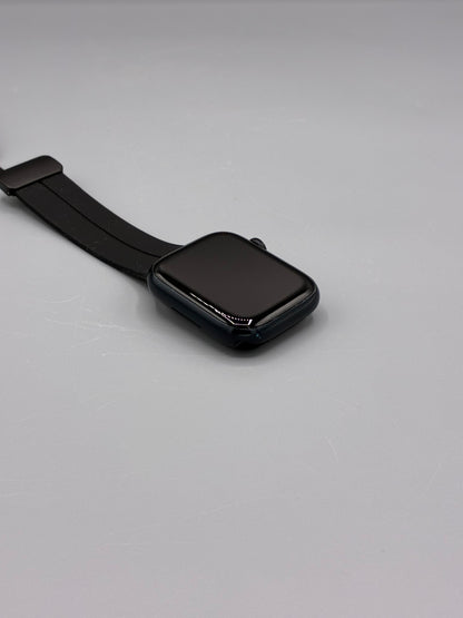 Apple Watch 8 (2022), GPS, 45 MM, Baterie 100%, Midnight