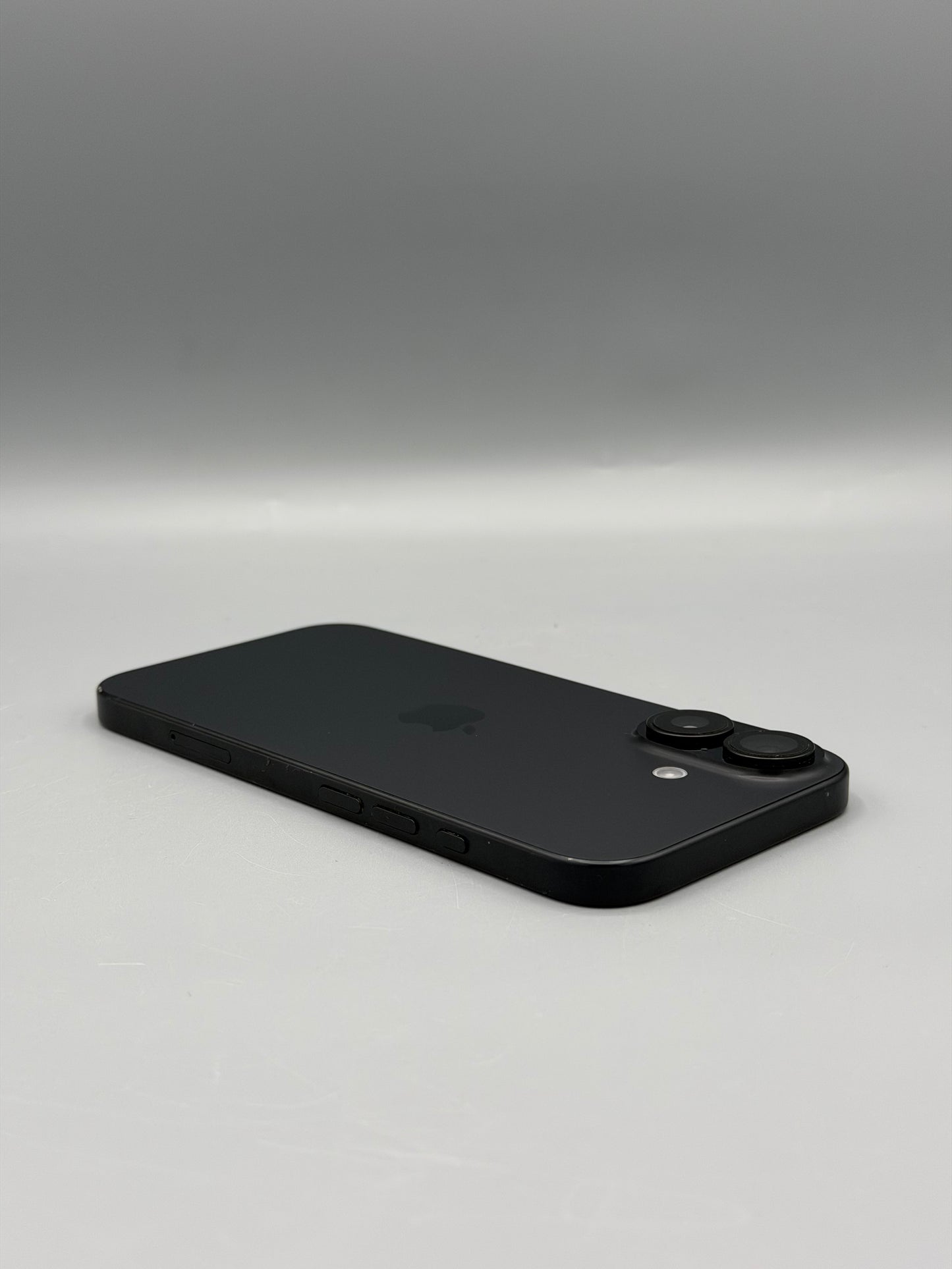 iPhone 16 , 128 GB, Baterie 89%, 429 Cicluri , Negru