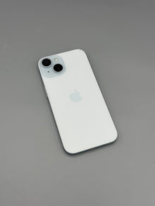 iPhone 15 | 128 GB | Baterie 99% | 126 Cicluri | Blue