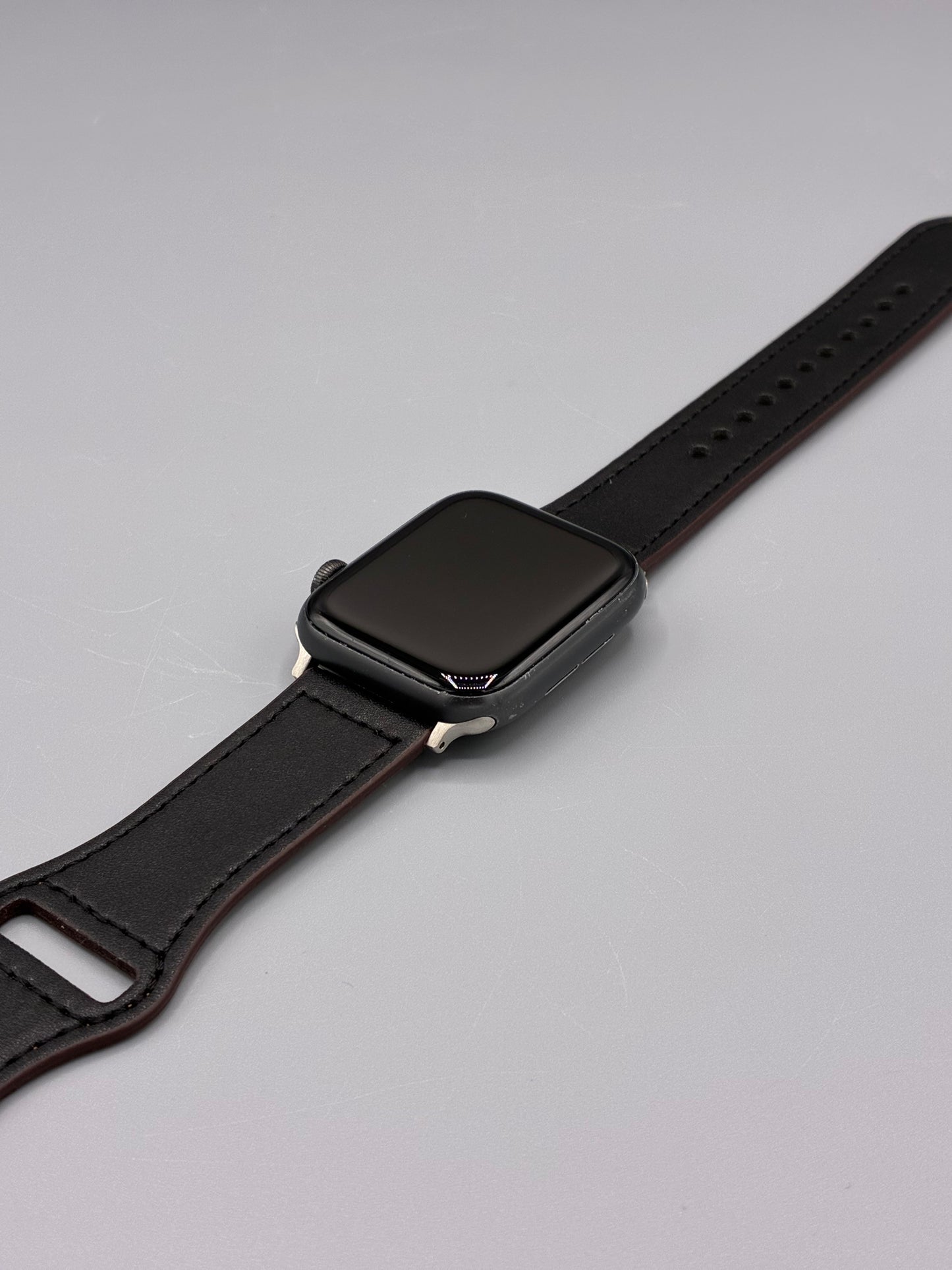 Apple Watch SE, GPS, 44 MM, Baterie 98%, Negru