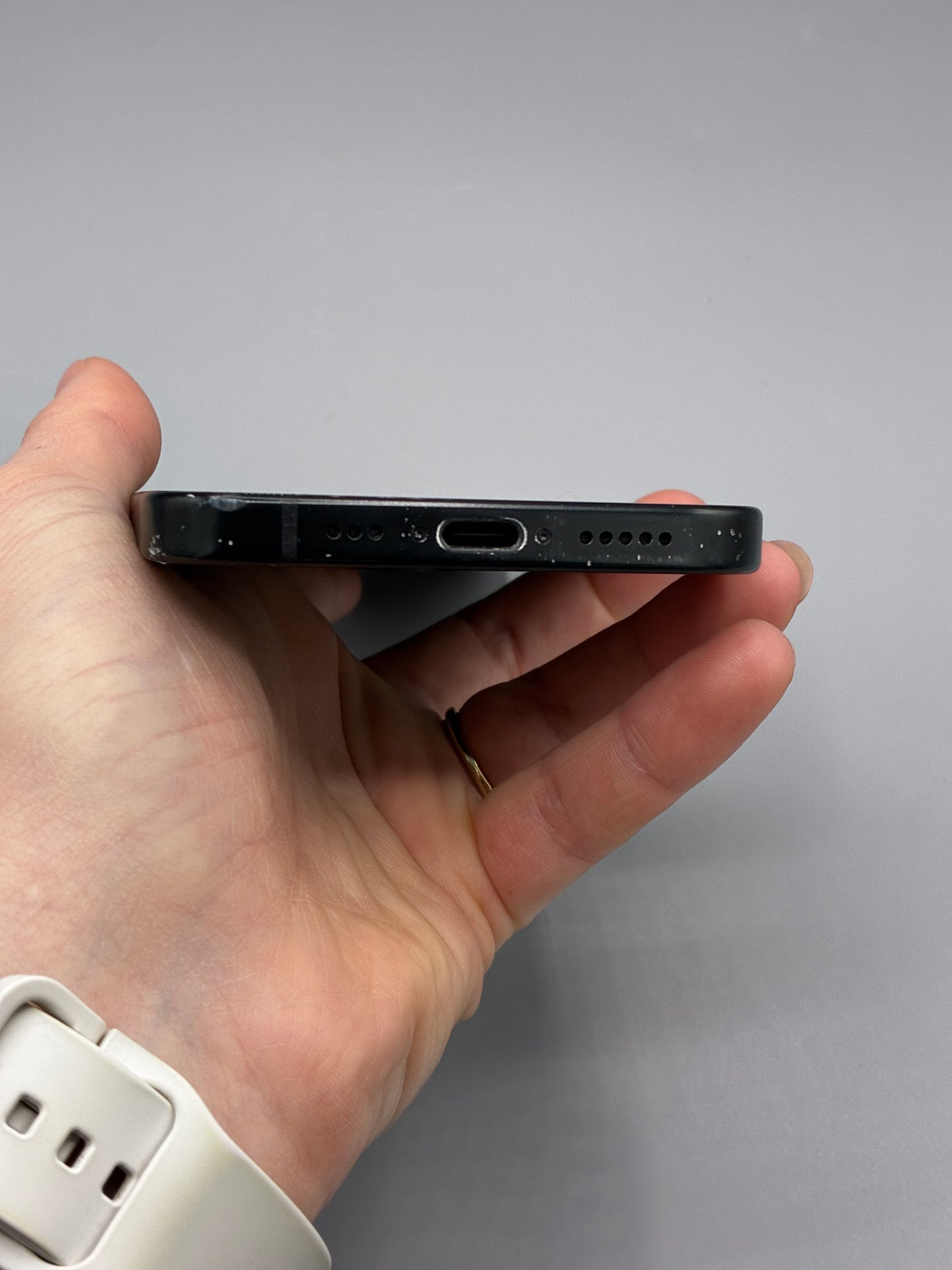 iPhone 15, 128 GB, Baterie 100%, Black