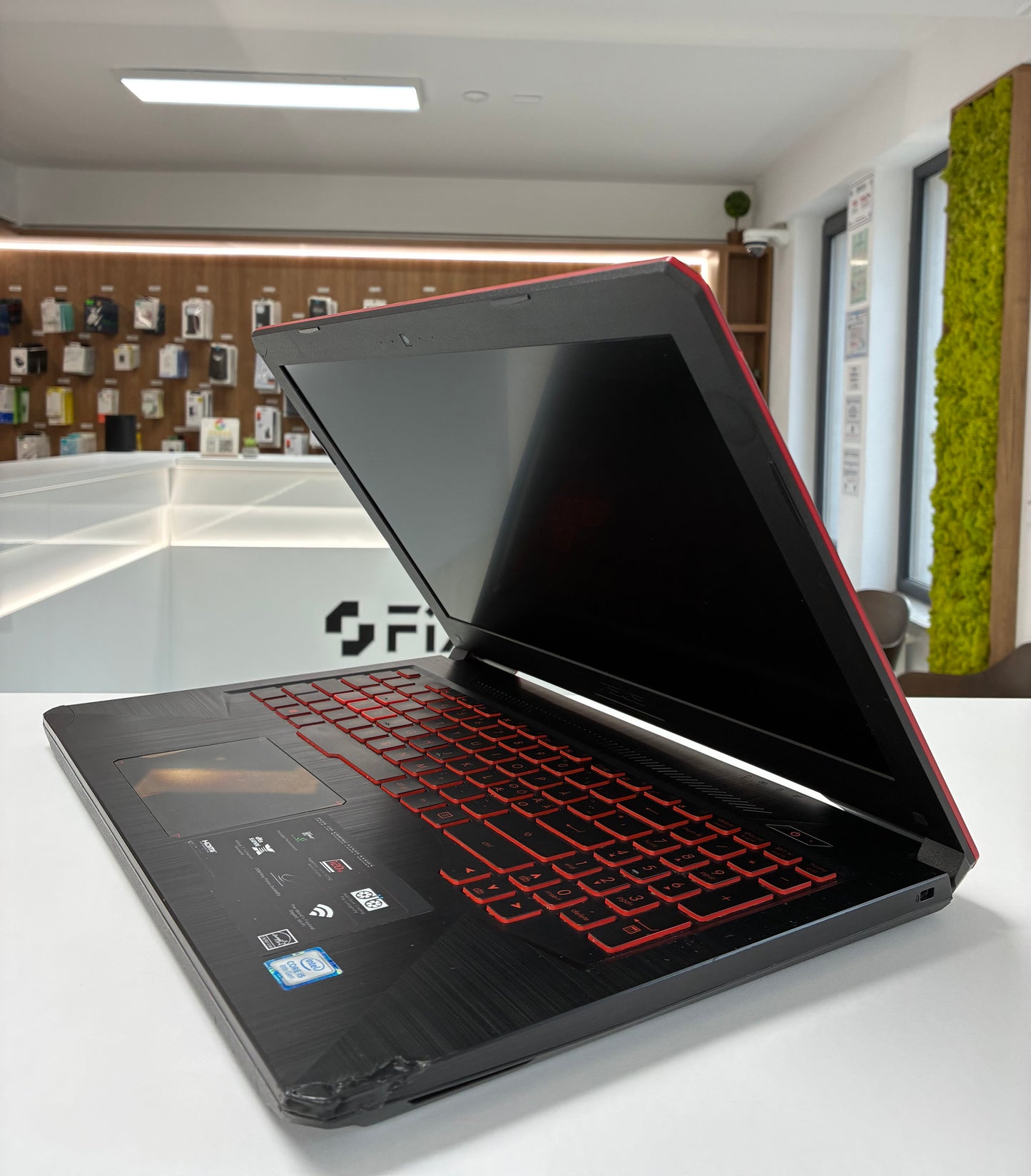 Laptop Gaming Asus TUF FX504G, i5-8300H, 16 GB RAM, 256 GB SSD, 15.6", Windows 10, Incarcator
