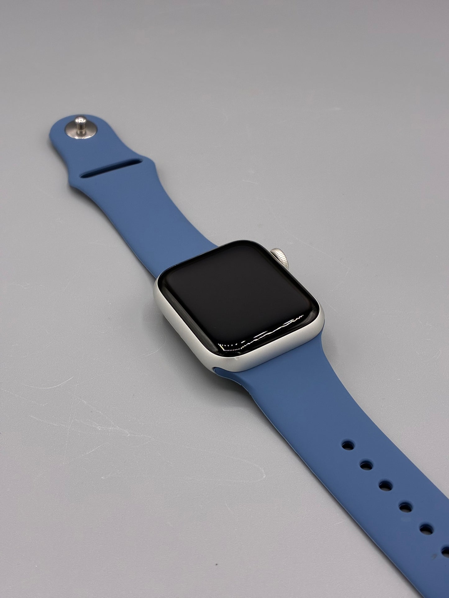 Apple Watch SE 2 (GPS), 40MM, Baterie 96%, Starlight