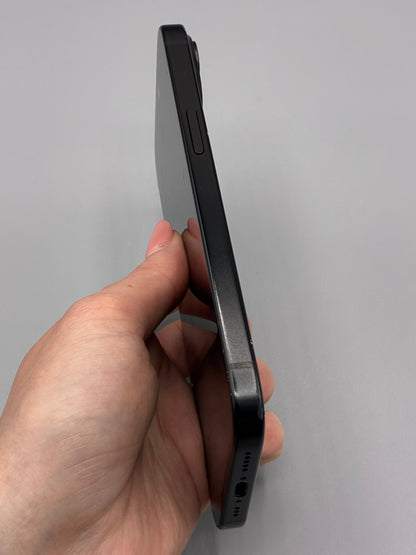 iPhone 15, 128 GB, Baterie 100%, Black
