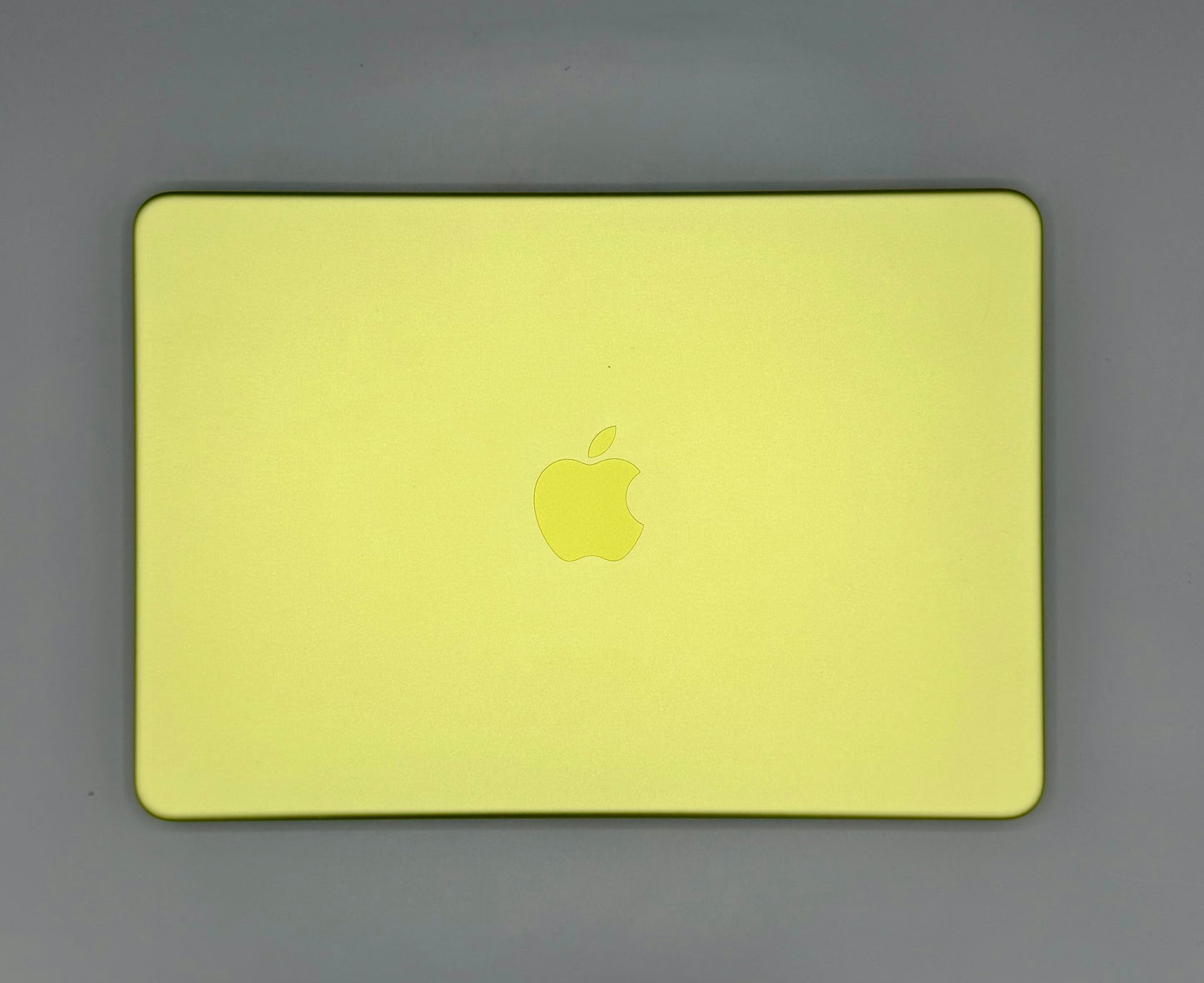 Macbook Neo 13" , 512 GB , 8 GB RAM , A18 PRO, Baterie 100% , 7 Cicluri , Citrus