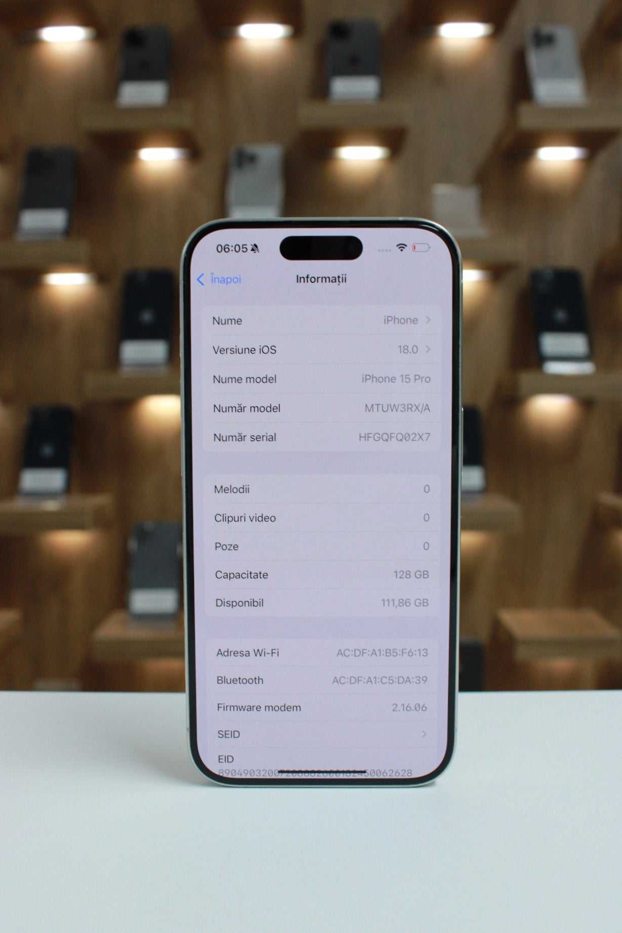 iPhone 15 Pro, 128GB, Baterie 89%, 555 Cicluri, White