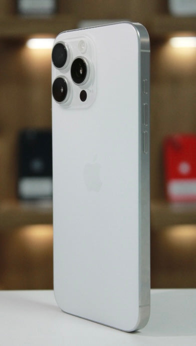 iPhone 16 Pro Max,E-SIM Only, 256GB, Baterie 99%, 215 cicluri, Alb